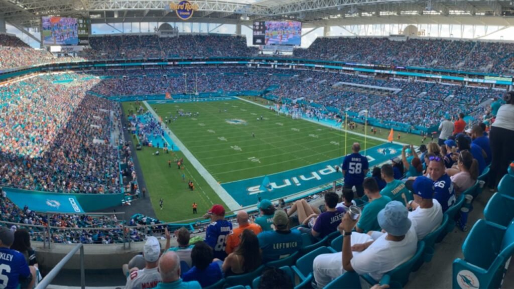 miami dolphins stadium seating chart and capacity
