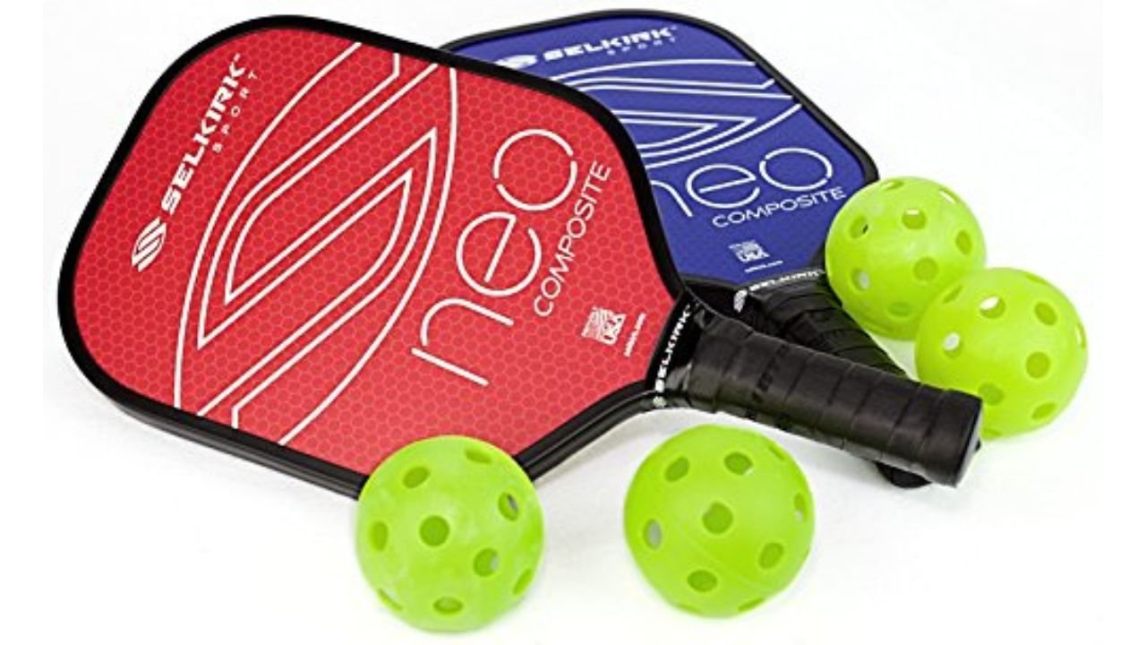 How to Play Pickleball for beginners? A Comprehensive Guide 2024