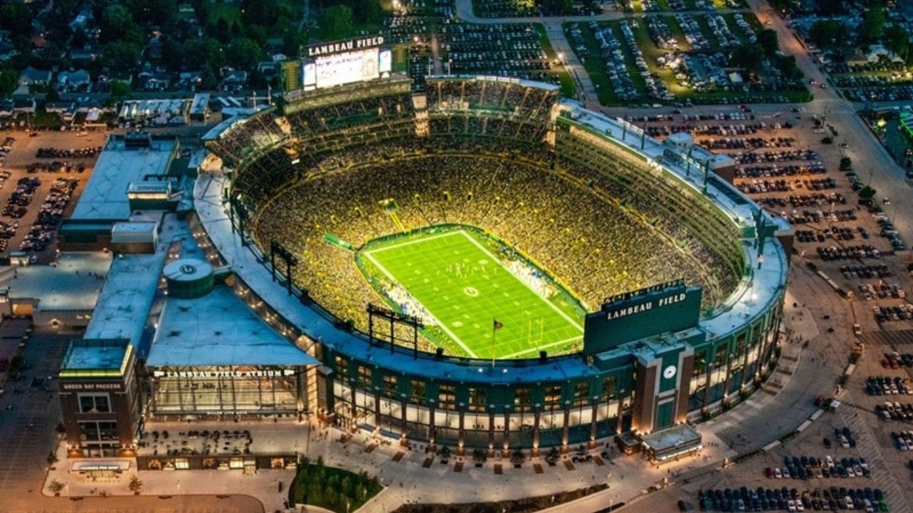 lambeau field tours parking