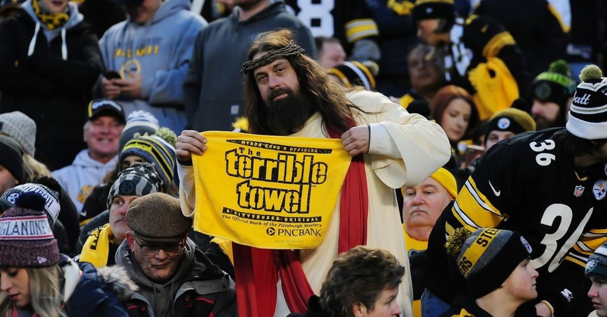 Steelers Game-Day Attire: What To Wear To Support Your Team - SeatGraph