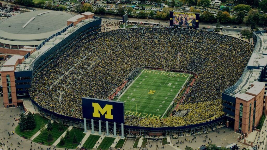Michigan stadium- top 10 biggest stadium of the united states