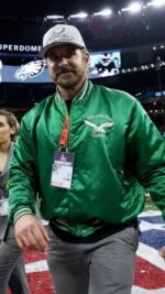11 Top Celebrities favorite NFL Teams. - SeatGraph